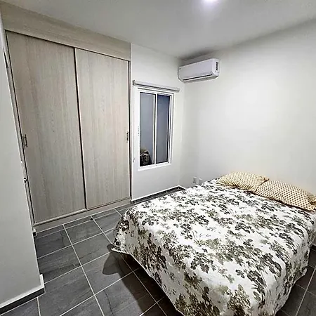 Comodo Departamento En Playa Del Carmen