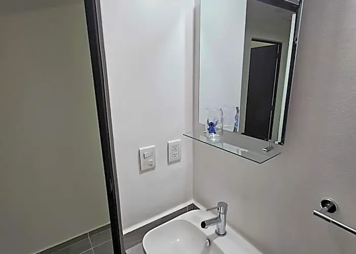 Comodo Departamento En Hotel Playa del Carmen
